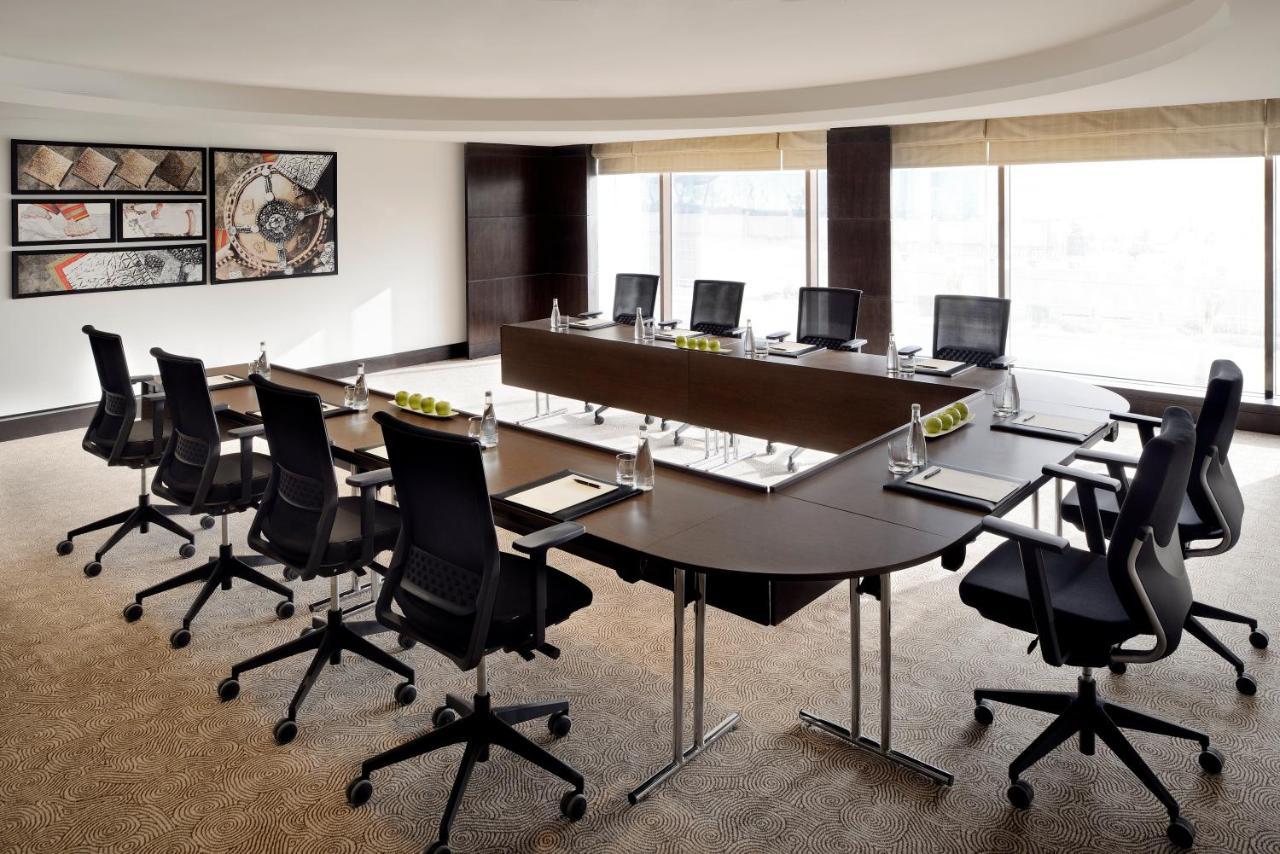 Voco - Riyadh, An Ihg Hotel - فندق فوكو الرياض, احدى فنادق مجموعة إنتركونتيننتال Zewnętrze zdjęcie A meeting room